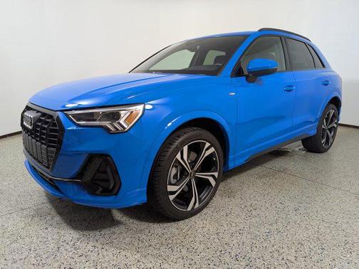 2023 Audi Q3 Premium Plus 45 TFSI S line quattro Tiptronic