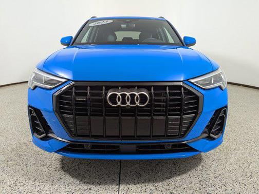 2023 Audi Q3 Premium Plus 45 TFSI S line quattro Tiptronic