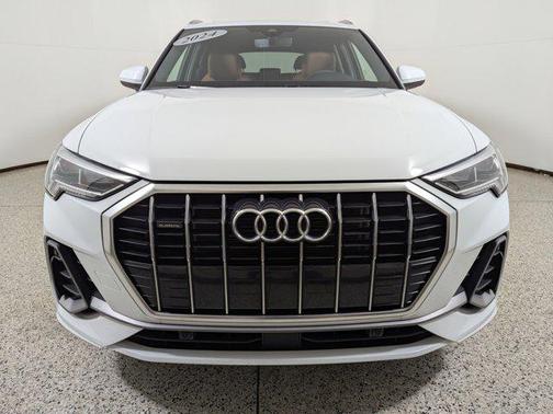 2024 Audi Q3 Premium 45 TFSI S line quattro Tiptronic