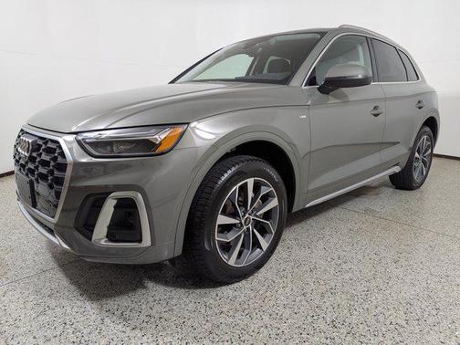 2023 Audi Q5 Premium Plus 45 TFSI S line quattro