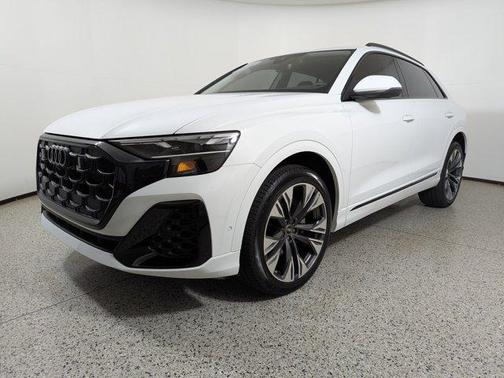 2025 Audi Q8 Premium Plus 55 TFSI quattro