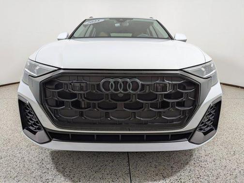 2025 Audi Q8 Premium Plus 55 TFSI quattro