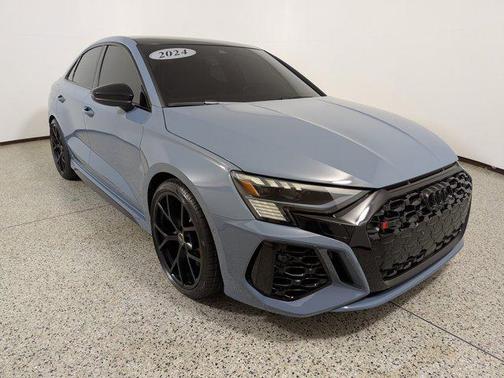 2024 Audi RS 3 TFSI quattro S tronic