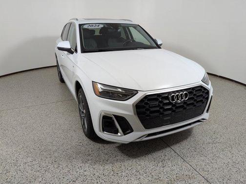 2024 Audi Q5 Premium Plus 45 TFSI S line quattro
