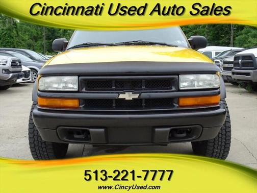 2003 Chevrolet S-10 Base