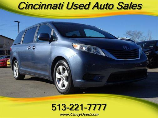 2016 Toyota Sienna LE