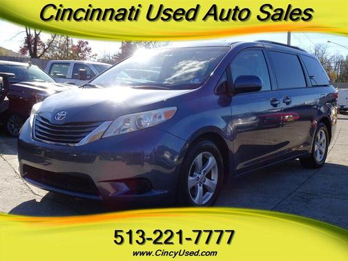 2016 Toyota Sienna LE