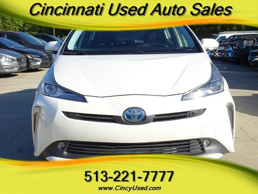 2020 Toyota Prius LE