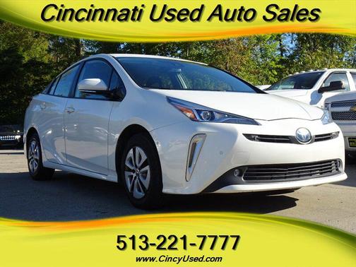 2020 Toyota Prius LE
