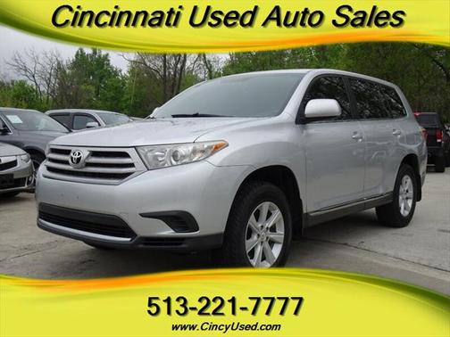 2011 Toyota Highlander SE