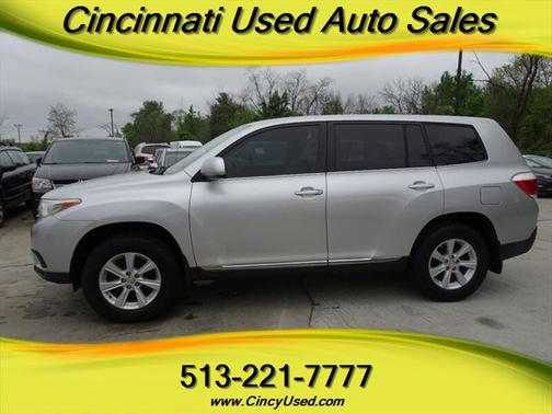 2011 Toyota Highlander SE