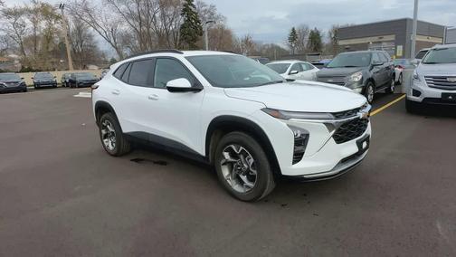 2025 Chevrolet Trax LT