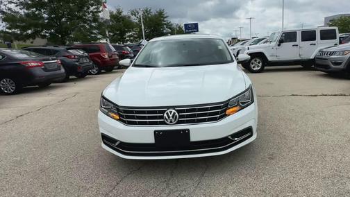 2017 Volkswagen Passat 1.8T SE