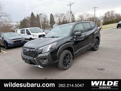 Crystal Black Silica 2023 Subaru Forester Wilderness