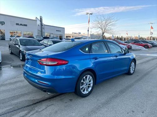 2020 Ford Fusion SE