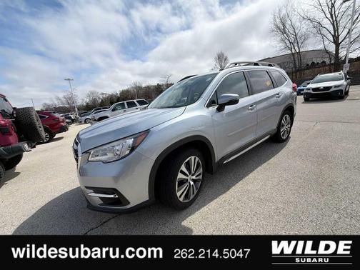Ice Silver Metallic 2019 Subaru Ascent Limited 7-Passenger