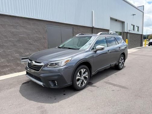 Magnetite Gray Metallic 2022 Subaru Outback Touring XT