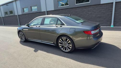 MAGNETIC GRAY METALLIC 2017 Lincoln Continental Select