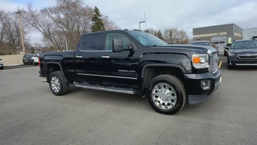 2015 GMC Sierra 2500 Denali