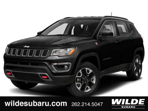 Diamond Black Crystal Pearlcoat 2020 Jeep Compass Trailhawk