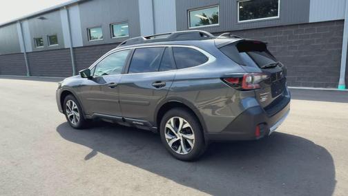 Magnetite Gray Metallic 2021 Subaru Outback Limited XT