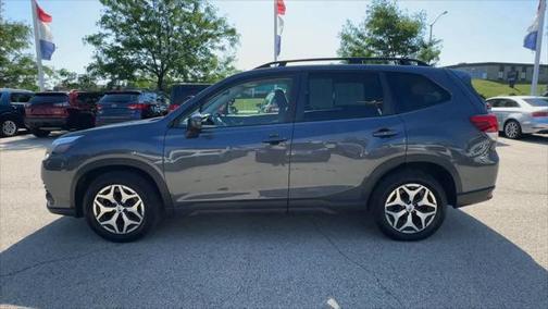 2022 Subaru Forester Premium