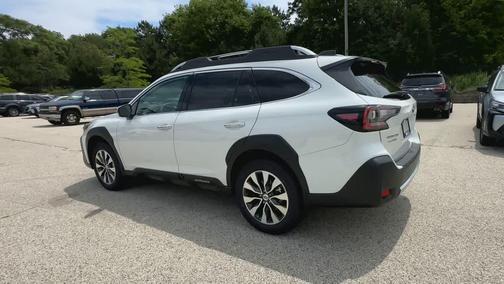2025 Subaru Outback Touring XT