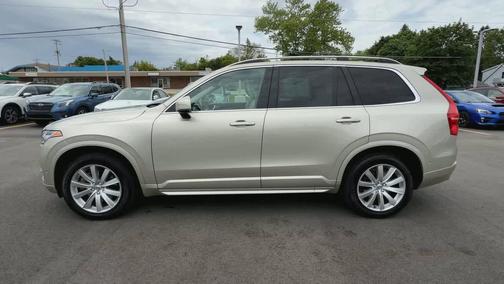 Luminous Sand Metallic 2016 Volvo XC90 T6 Momentum