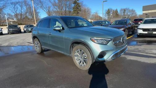 2025 Mercedes-Benz GLC 300 4MATIC