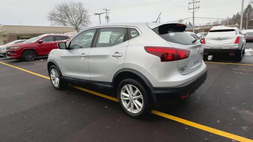 2017 Nissan Rogue Sport S