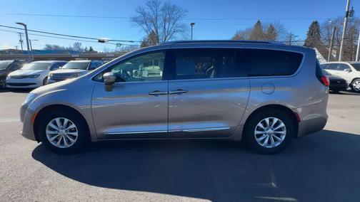 2018 Chrysler Pacifica Touring-L