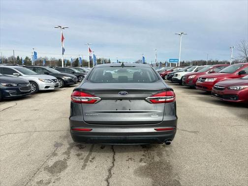 2020 Ford Fusion SE