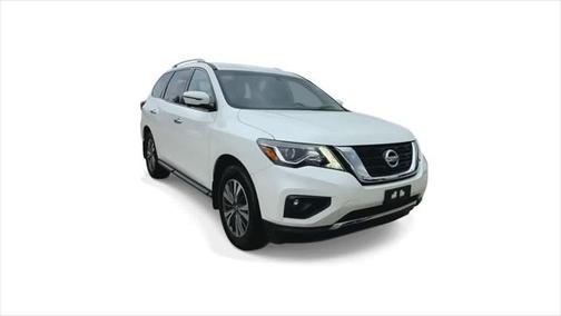2017 Nissan Pathfinder SL