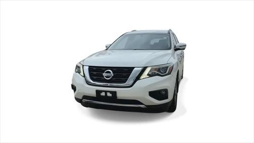 2017 Nissan Pathfinder SL