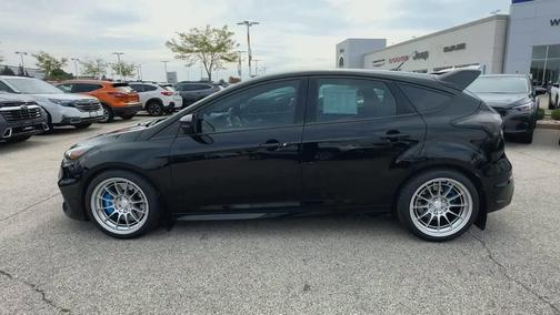 2017 Ford Focus RS Base