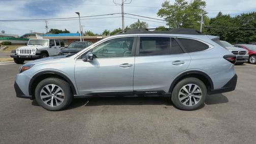 Ice Silver Metallic 2021 Subaru Outback Premium