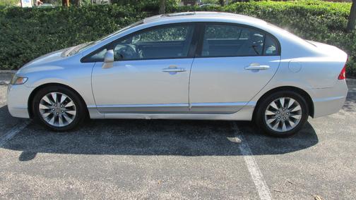 ALABASTER SILVER 2009 Honda Civic EX-L