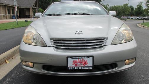 2004 Lexus ES 330