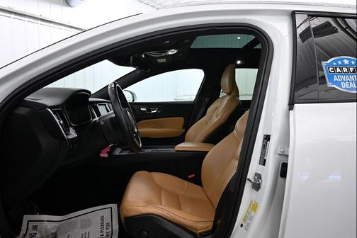 2020 Volvo V60 Cross Country T5