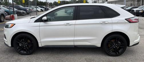White Platinum Tri-Coat 2019 Ford Edge ST