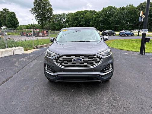 Carbonized Gray Metallic 2022 Ford Edge Titanium