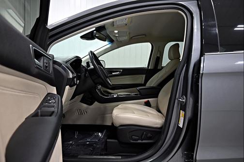Carbonized Gray Metallic 2022 Ford Edge Titanium