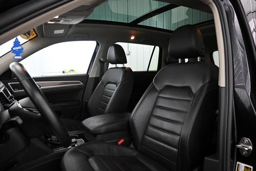 2018 Volkswagen Atlas 3.6L SEL Premium