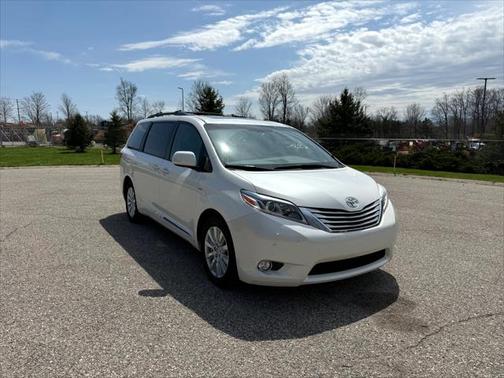 2017 Toyota Sienna Limited