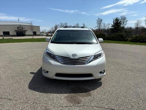 2017 Toyota Sienna Limited