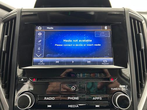 Crystal White Pearl 2019 Subaru Forester Base