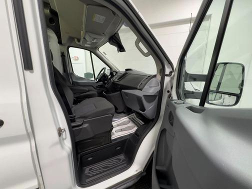 2016 Ford Transit-250 Base