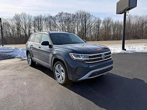 2022 Volkswagen Atlas 3.6L SE w/Technology