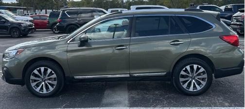 2019 Subaru Outback 2.5i Touring