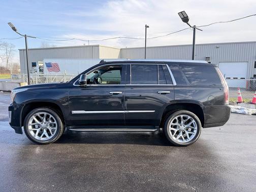 2019 Cadillac Escalade Luxury
